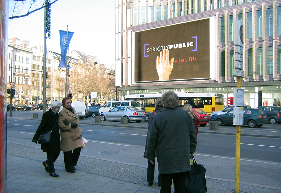 LED display Berlin - Trailer StrictlyPublic / Transmediale.04